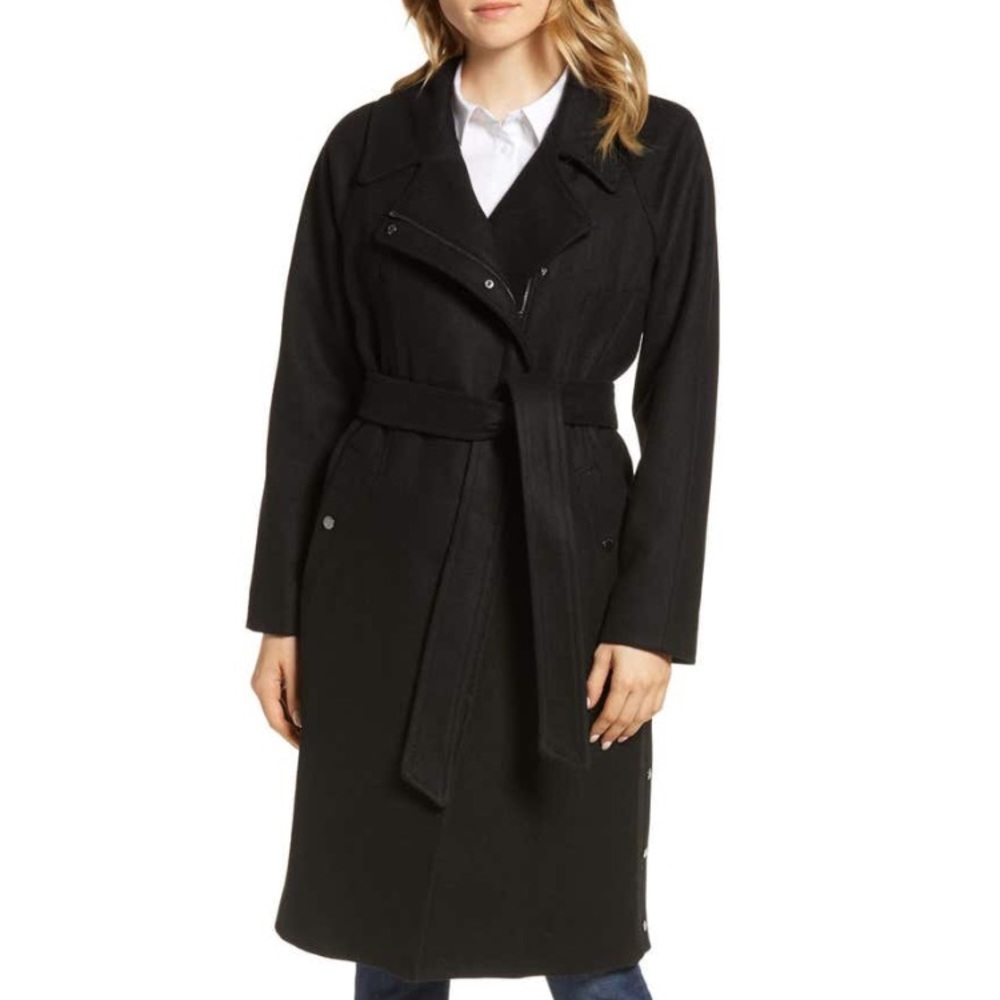 New York Wool Blend Coat
BLACK